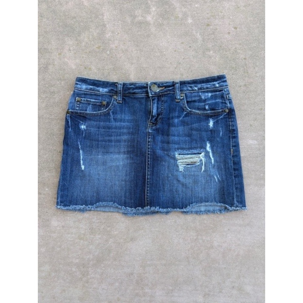 Lauren‎ Conrad Denim Mini Skirt Distressed Frayed Hem Studded Pockets Size 4